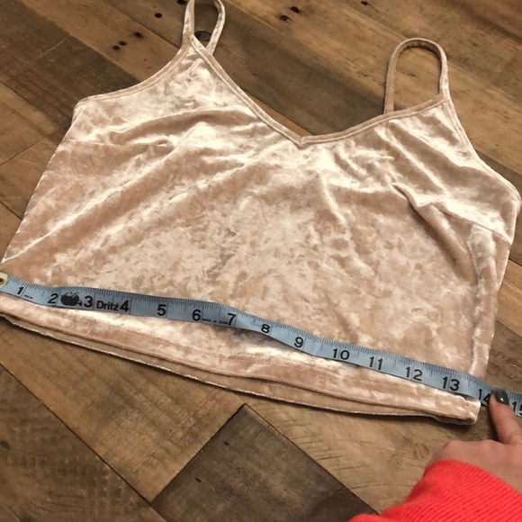 free with purchase🌴velvet top crop top - Picture 4 of 5